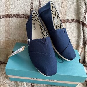 Toms Navy Canvas Classic Alpargata Flats